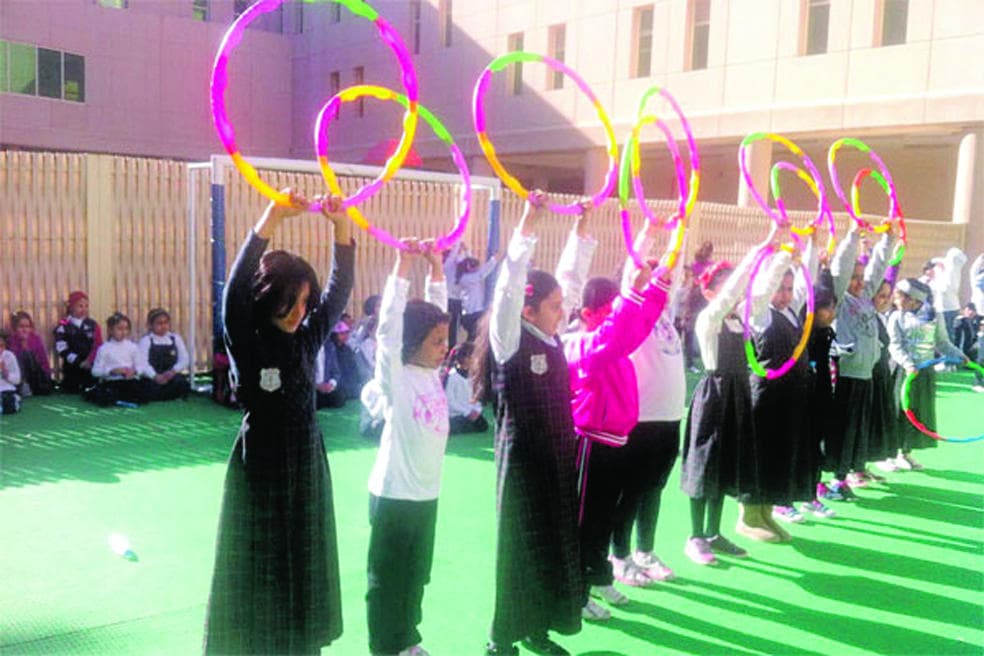 رياضة البنات مدرسية .. وصالاتها مغلقة ومطورة