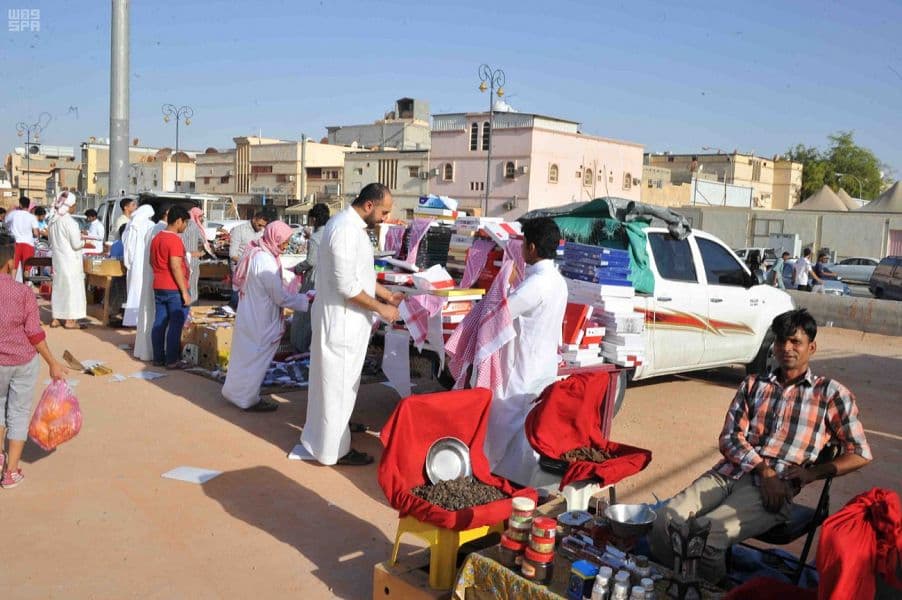 الأسواق الشعبية بالأحساء .. منارات اقتصادية واجتماعية بارزة