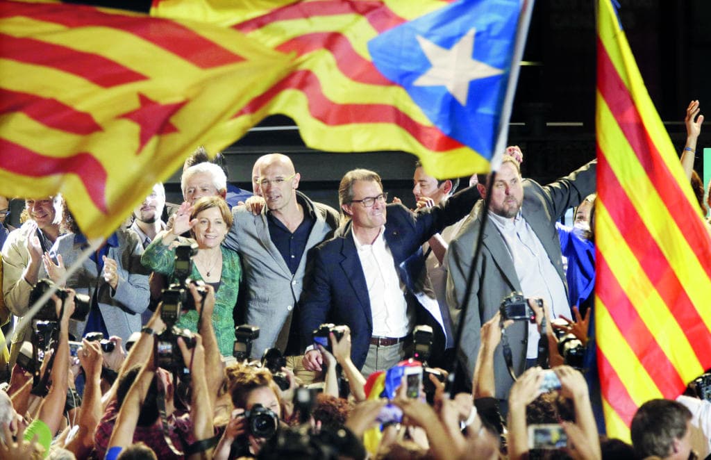 استفتاء كتالونيا يضع وحدة إسبانيا على المحك