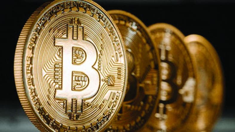  رغم المخاوف من التقلبات الشديدة .. «بيتكوين» يقفز 8 % في يوم 