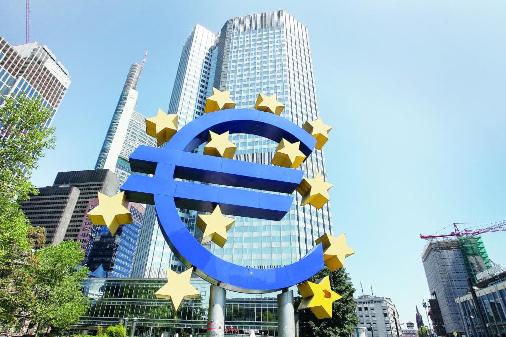 اتحاد مصرفي كامل مقابل اتحاد أعمق في المالية العامة