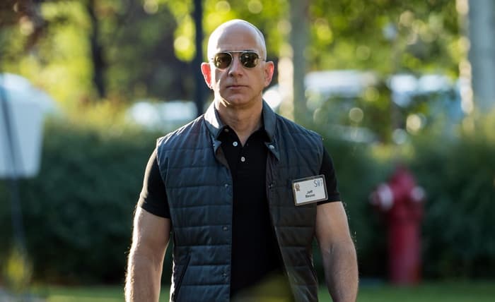 جيف بيزوس أغنى شخص في العالم