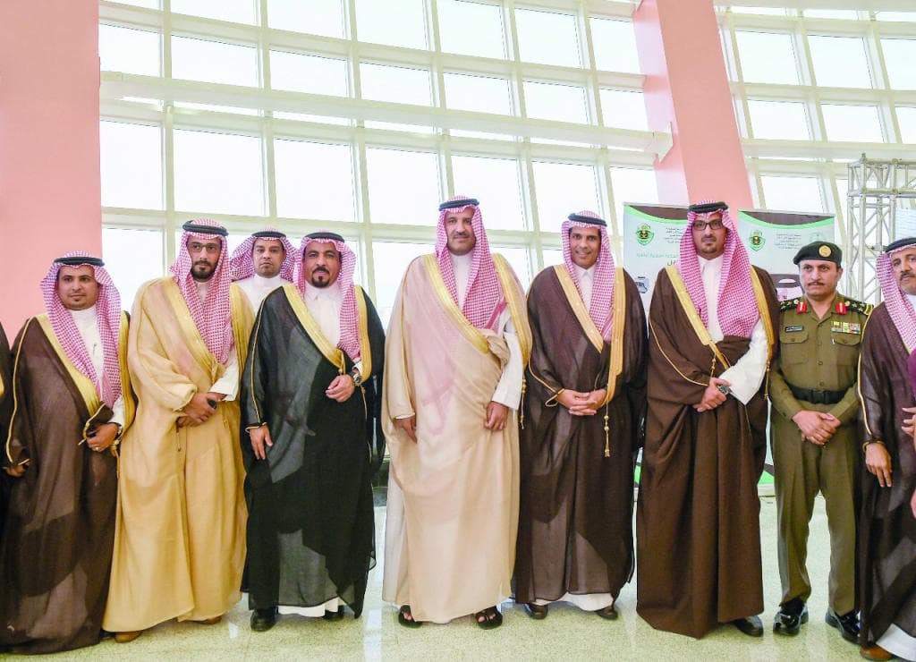 أمير المدينة المنورة يدشن برج المراقبة البحرية 
في ميناء ينبع التجاري