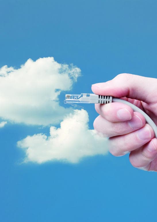 التطبيقات والسحابة محركان أساسيان للوصول إلى التحول الرقمي في المملكة