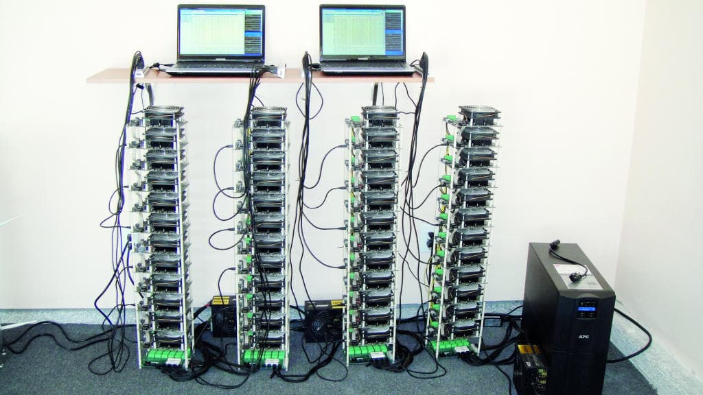 مستخدمون يشاركون في تعدين العملات الإلكترونية لمصلحة المخترقين دون علمهم