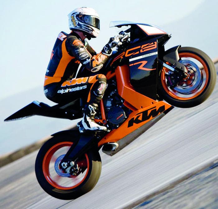 422 مليون ريال واردات السعودية من الدراجات النارية والهوائية في عامين