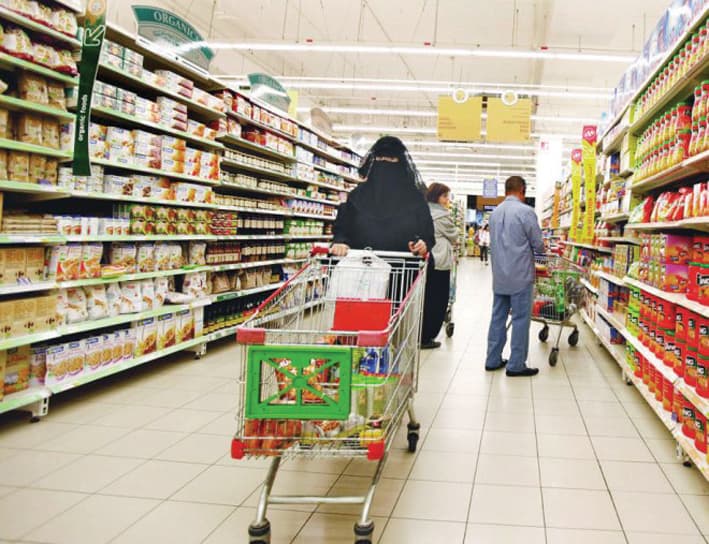 مسؤولون خليجيون: لا نية لرفع ضريبة القيمة المضافة إلى 10 %