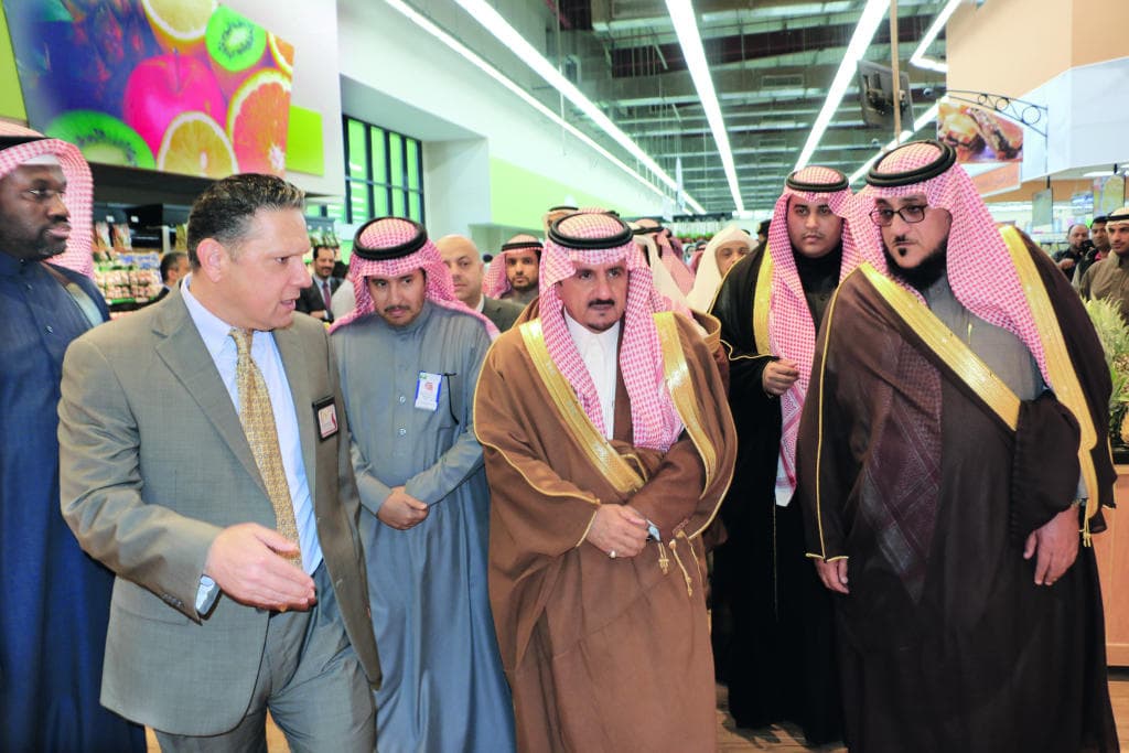 أسواق التميمي تحتفل بافتتاح فرعها الجديد
في حفر الباطن