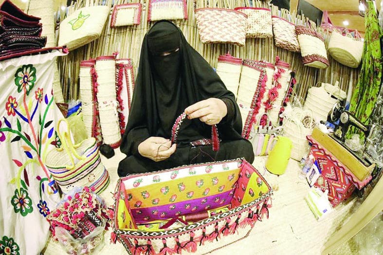 المهرجانات الثقافية السعودية .. بوابة الباحثين عن الرزق