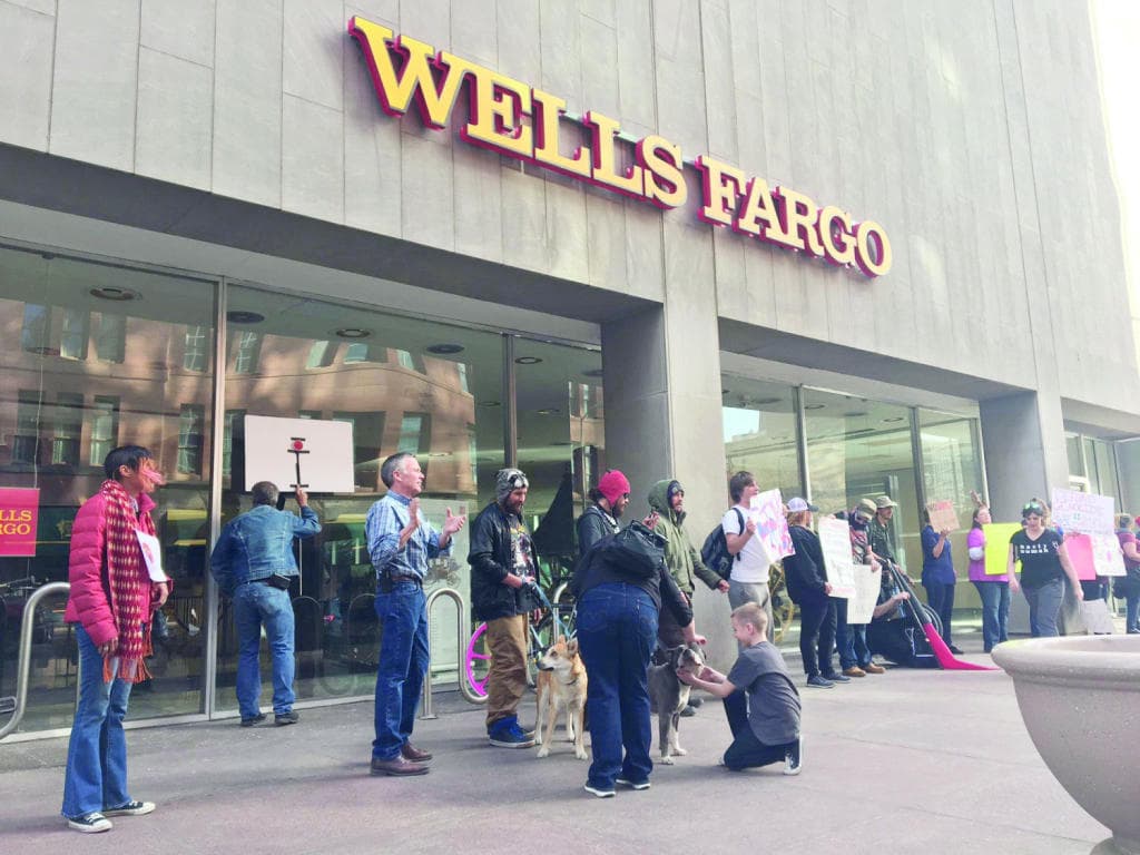 «وول ستريت» سعيدة بتوجه ترمب لتخفيف الضوابط التنظيمية