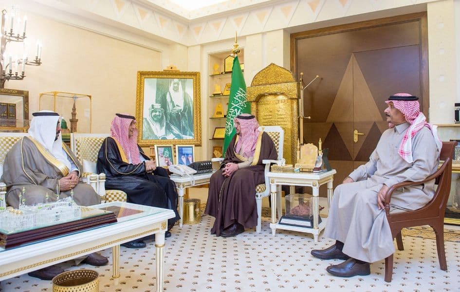 أمير القصيم يطالب "الإسكان" بتوزيع الوحدات الجاهزة على المحتاجين من المواطنين والمواطنات بسرعة