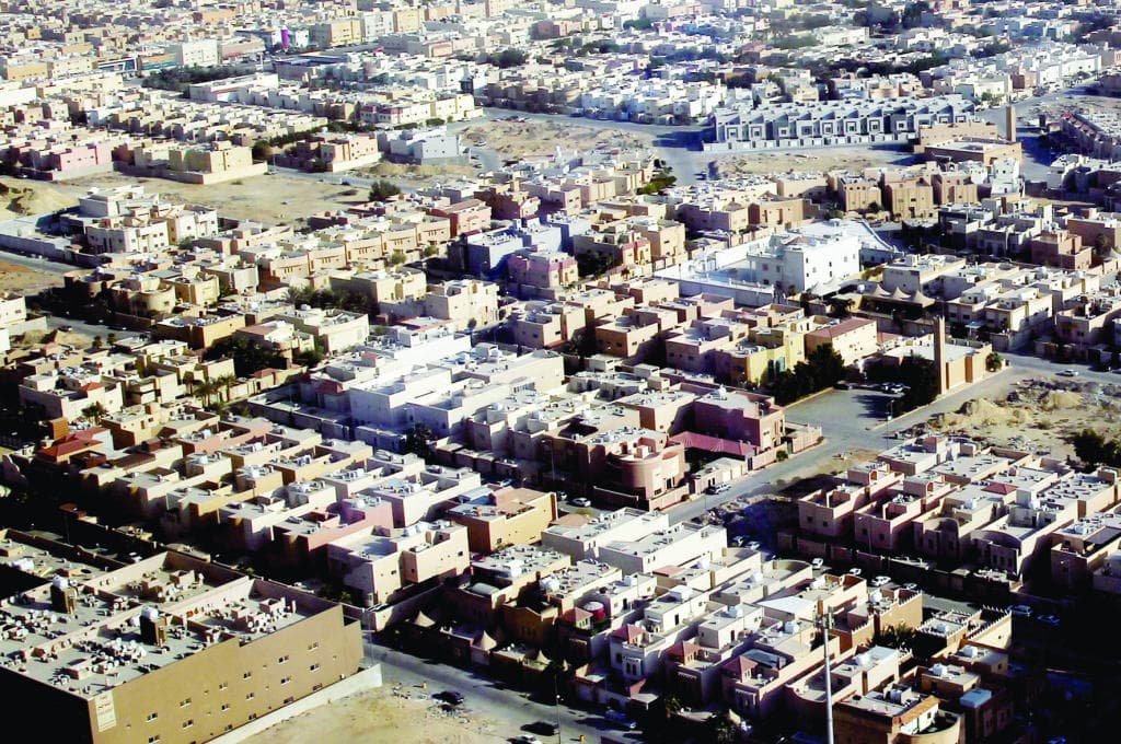 «برنامج الإسكان» يرفع نسبة التملك إلى 70 % ويستهدف مستفيدي «الضمان»