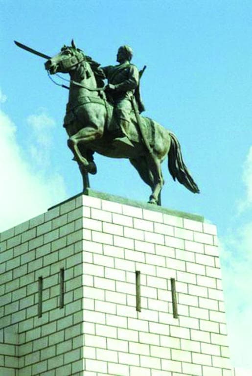 "كفى كذبا" .. زكاة الصومال لمنطقة نجد خرافة لا أصل لها