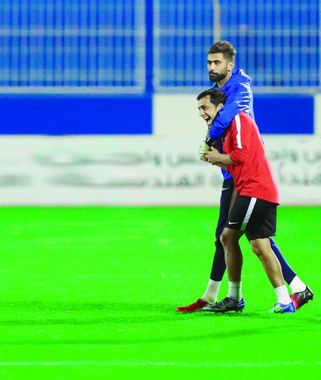 الشلهوب لن يعتزل .. سيبحث عن ناد