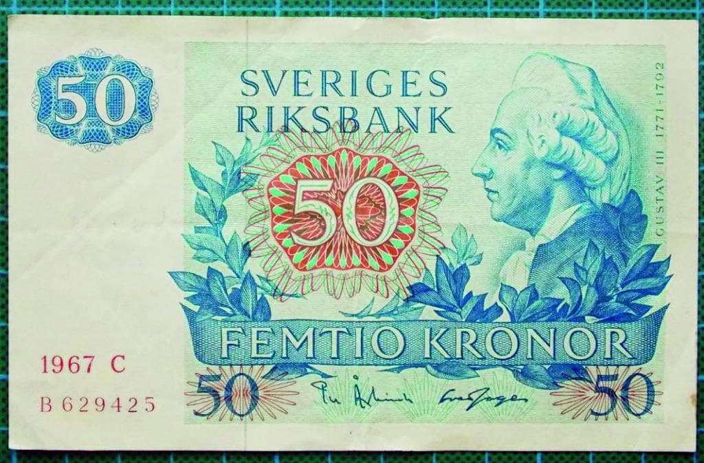 تجريد المعاملات الماليّة في الغد.. من النقد