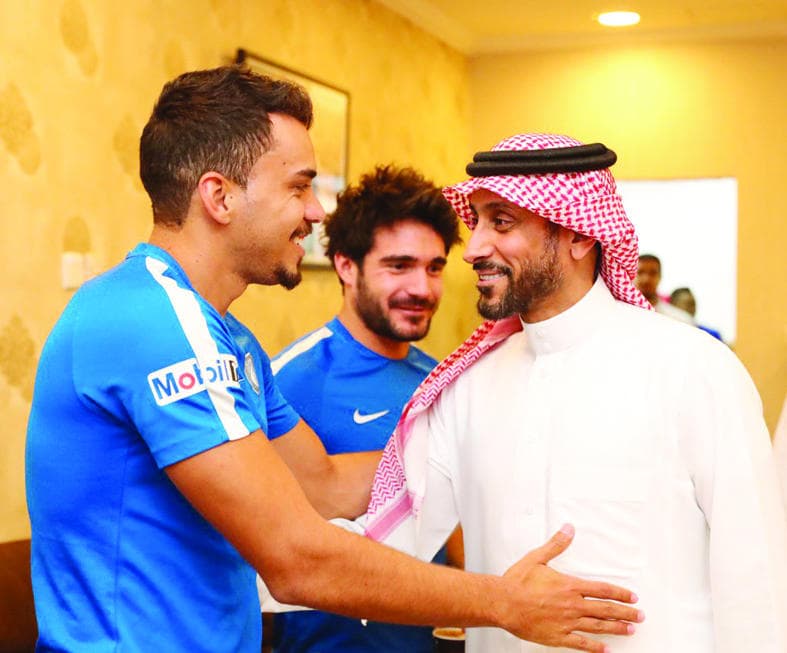 الهلال يفاوض رودريجينيو بتوصية مدربه