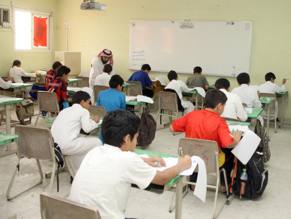 منح مشغلي «المدارس المستقلة» صلاحية تغيير 35 % من الكادر التعليمي والإداري