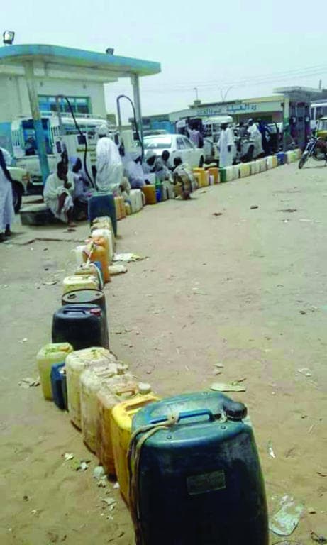 أسعار المحروقات تلتهب في السودان بسبب نقص الإمدادات