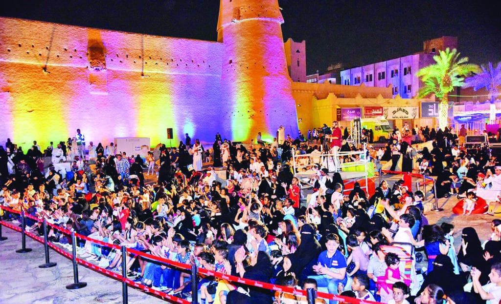 «السيرك الروسي» والحفلات الغنائية .. جديد الرياض في احتفالات عيد الفطر