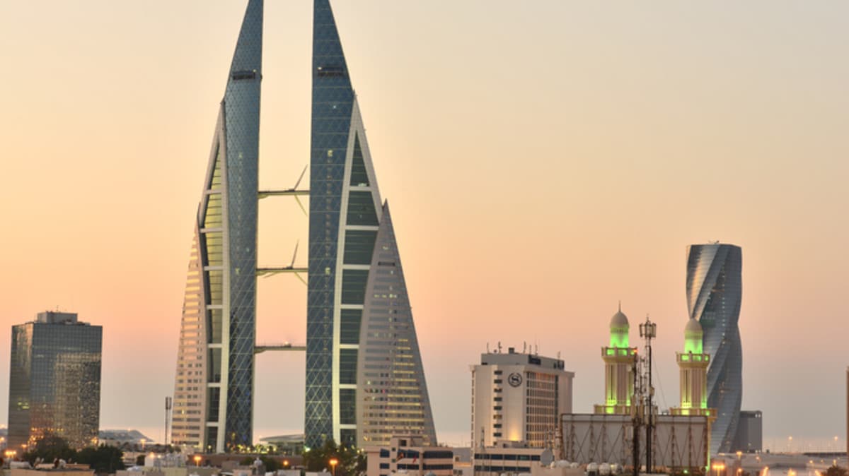 ارتفاع تكلفة تأمين ديون البحرين لمستوى قياسي والدينار يضعف بالسوق الآجلة