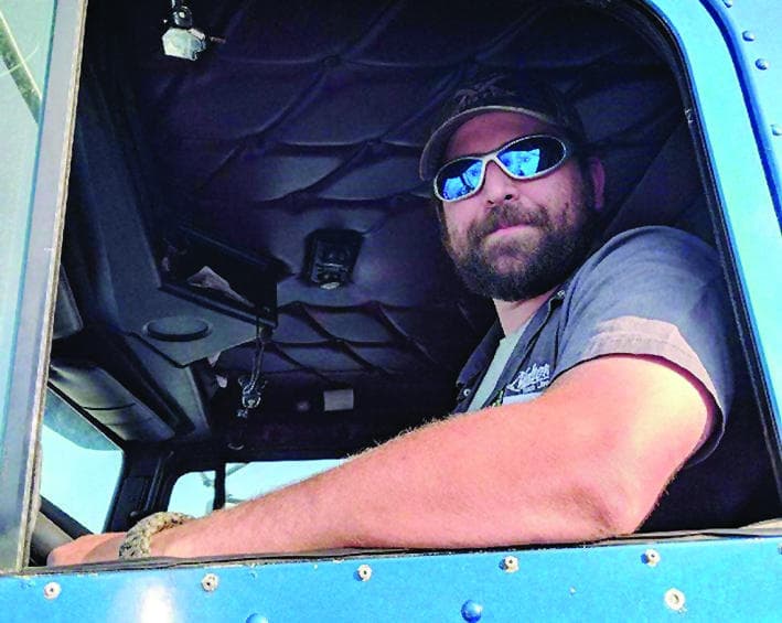 نقص السائقين يفرمل اقتصاد أمريكا .. فتّش عن المهاجرين