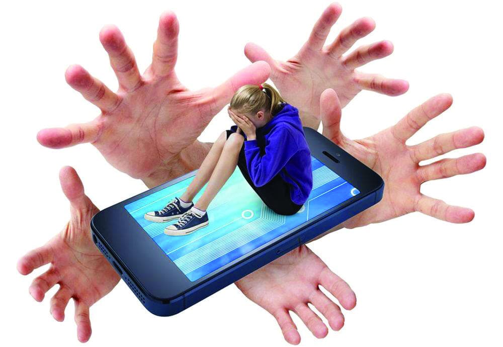 مختصون: التنمر الإلكتروني في الألعاب الجماعية حقيقة .. والحجب ليس حلا