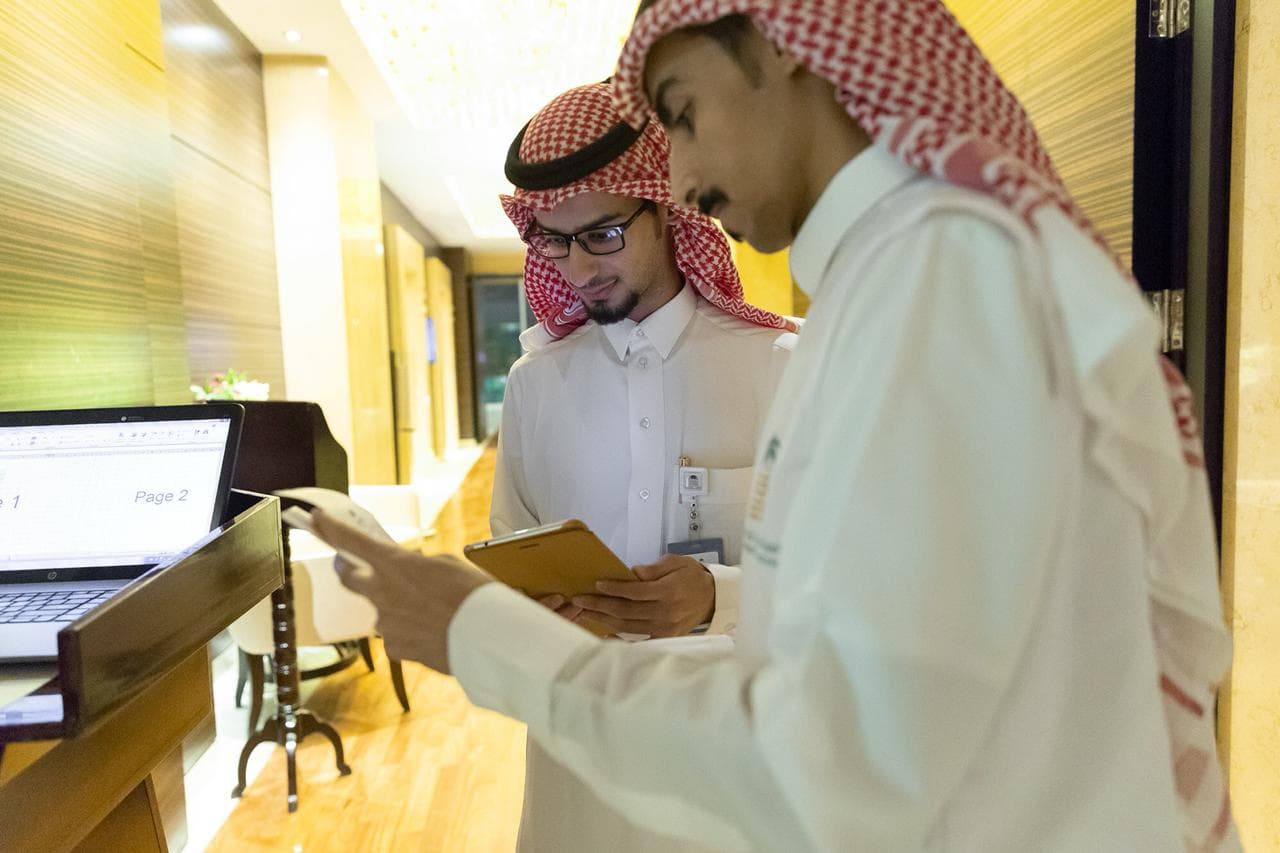 الزكاة والدخل" تضبط حوالي 500 مخالفة لضريبة القيمة المضافة في عدد من الفنادق والشقق المفروشة