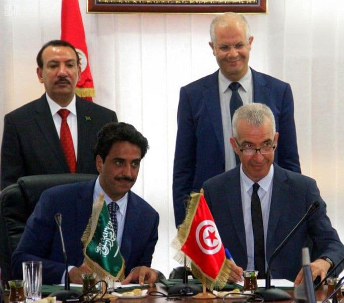 توقيع مذكرة تفاهم بين السعودية وتونس للتعاون في مجالات الصحة