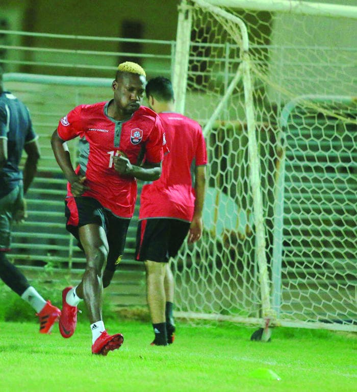 بانجورا: سأرد الجميل
بـ «الأهداف»