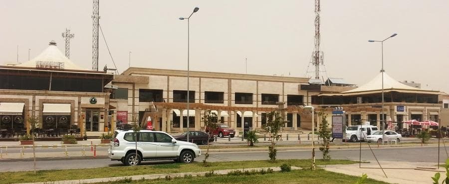 فتاة تفتح مطعما للنساء فقط في أربيل بالعراق لتجنب المضايقات