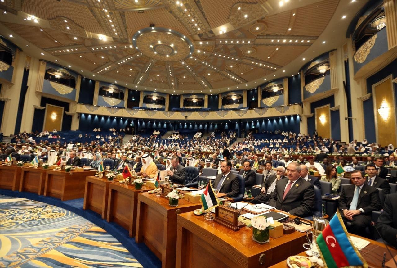 "التعاون الإسلامي" تدين استهداف مليشيا الحوثي ناقلة نفط سعودية