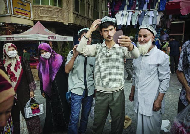 شينج يانج .. هروب الناس تاركين خلفهم الموارد الهائلة