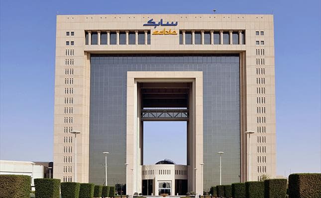 "سابك" توقع مذكرة تفاهم واتفاقية حوكمة مع "Clariant AG" السويسرية 
