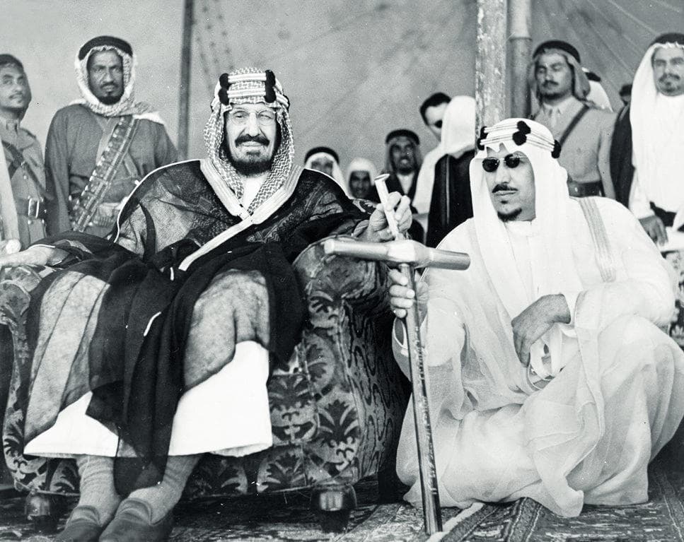 المؤسس في حوار صحافي نادر .. وصيته للسوريين وخطابه بعد عام الشدة