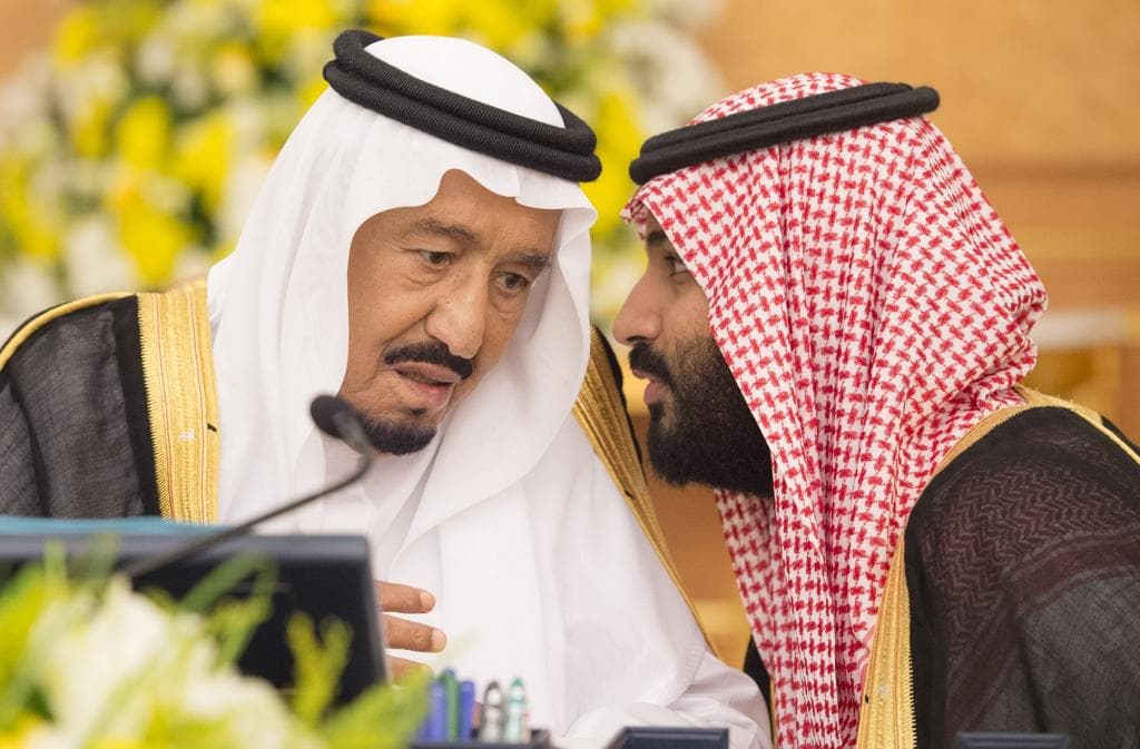 بحنكة الآباء وسواعد الأبناء .. «يوم الوطن» يزهو ويفخر