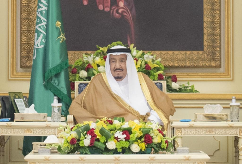 أمر ملكي: منح 189 من منسوبي وزارة الدفاع أوسمة لقيامهم بأعمال وإنجازات تخدم القوات المسلحة