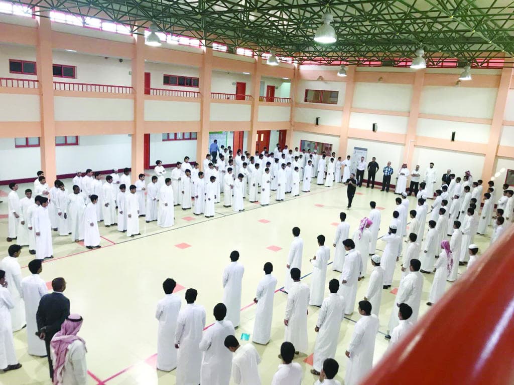مدارس التميز في عرعر وطريف تستقبل طلابها وسط بيئة تعليمية جاذبة ومحفزة