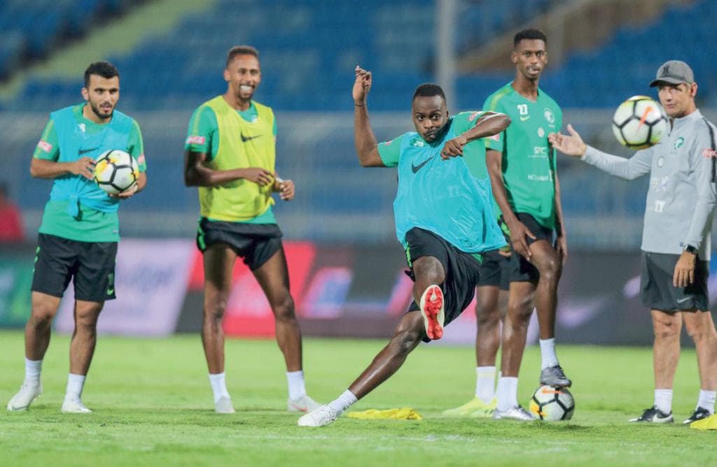 بوليفيا .. تدريب وتقوية في الفندق