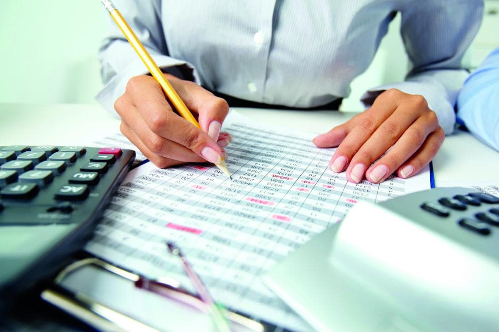 مشتملات الدفاتر التجارية وفقا لأحكام نظام الدفاتر التجارية