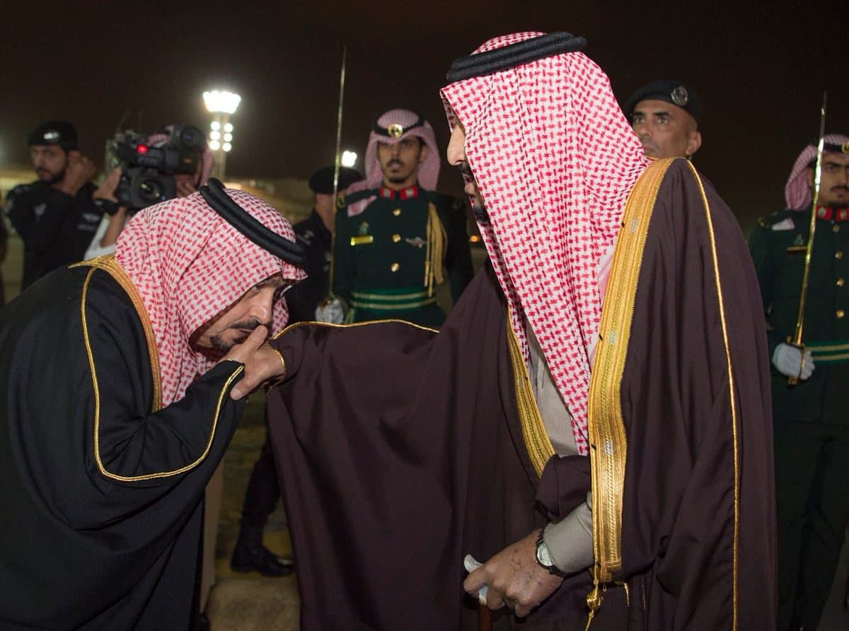 خادم الحرمين الشريفين يصل إلى منطقة تبوك