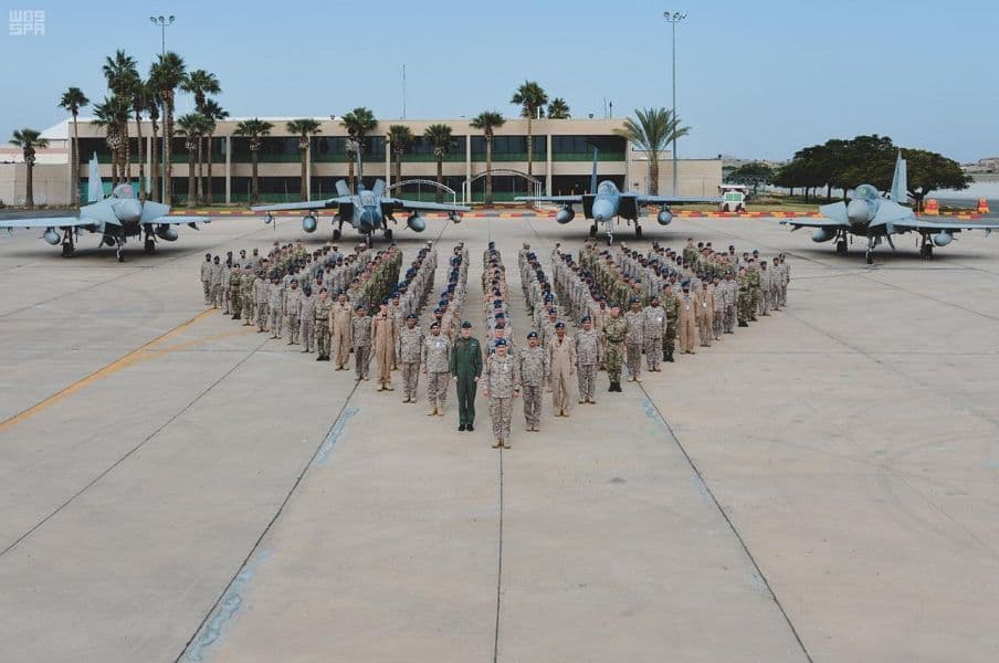 قائد القوات الجوية الملكية السعودية يتفقد سير مناورات تمرين العلم الأخضر السعودي البريطاني 2018