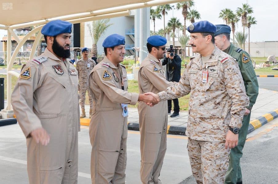 قائد القوات الجوية الملكية السعودية يتفقد سير مناورات تمرين العلم الأخضر السعودي البريطاني 2018