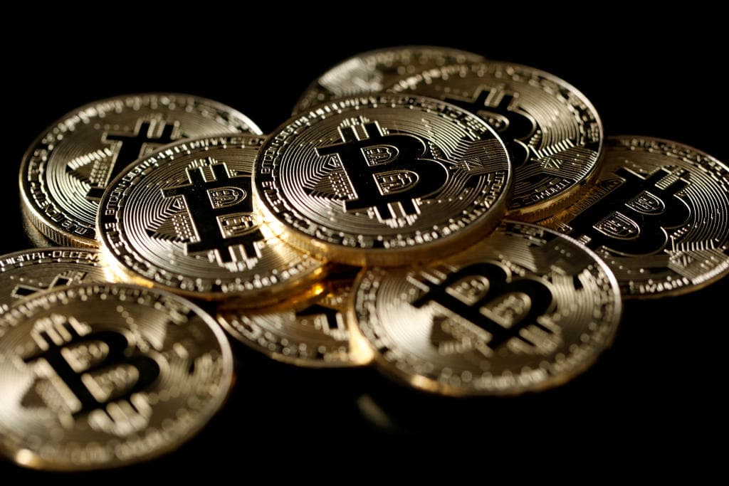 العملات الرقمية تنتعش من جديد .. «بيتكوين» ترتفع بنسبة 5 % و«لايتكوين» 6.2 %