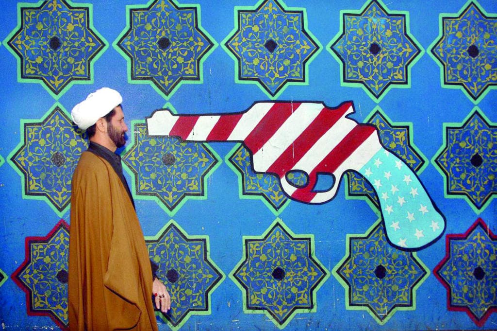 طهران تهادن دبلوماسيا .. و«الحوثي» ورقتها الأخيرة