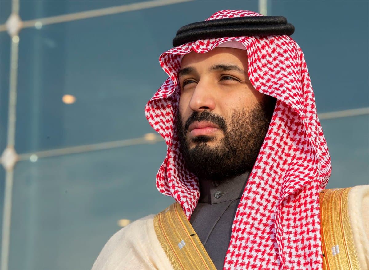 ولي العهد يرعى حفل تخريج الدفعة 95 من طلبة كلية الملك فيصل الجوية