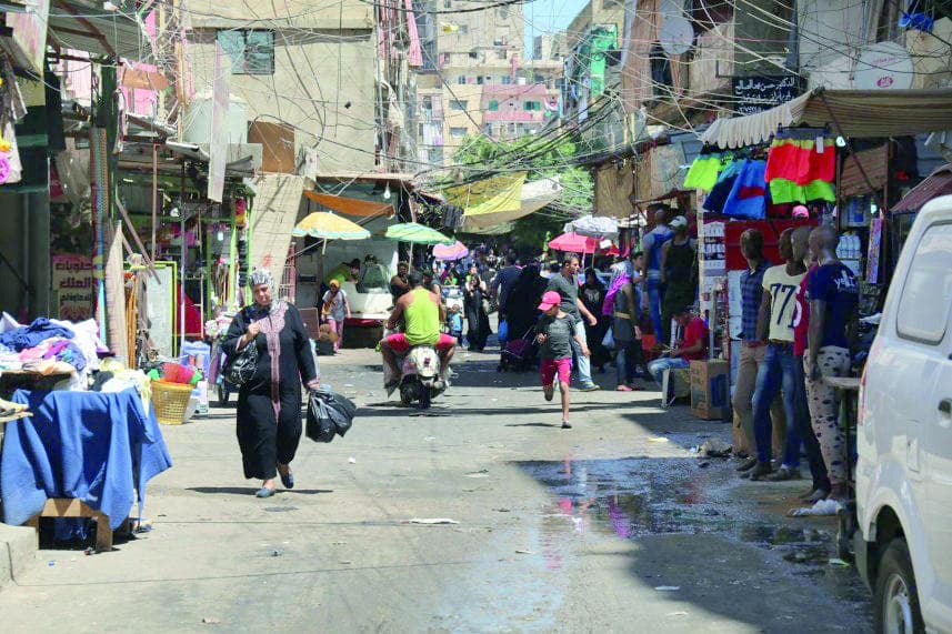 الحياة وسط أنقاض مأوى لاجئين مخفيين في لبنان