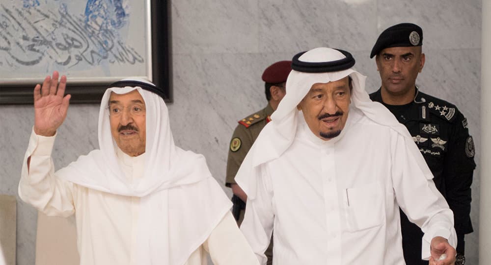 أمير الكويت يهنئ خادم الحرمين بالذكرى الرابعة لتوليه مقاليد الحكم