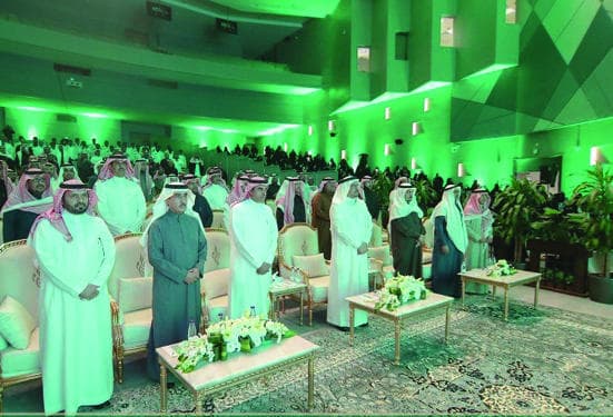 «التعليم» تتعاقد مع 5 شركات متخصصة لتولي الحراسات والتشغيل في المدارس