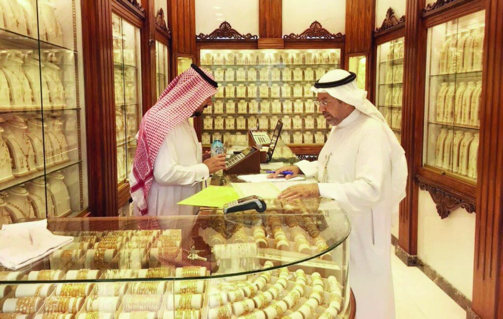 الحذر يسود تعاملات سوق الذهب
مع التقلبات الحادة للأسعار