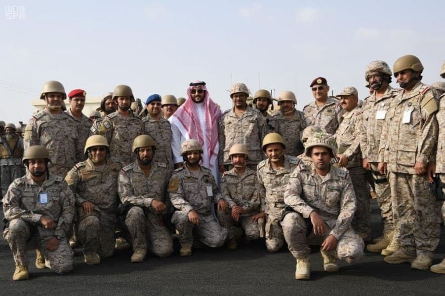 خالد بن سلمان .. خبرة عسكرية تستوعب رؤية ولي العهد لتطوير «الدفاع»